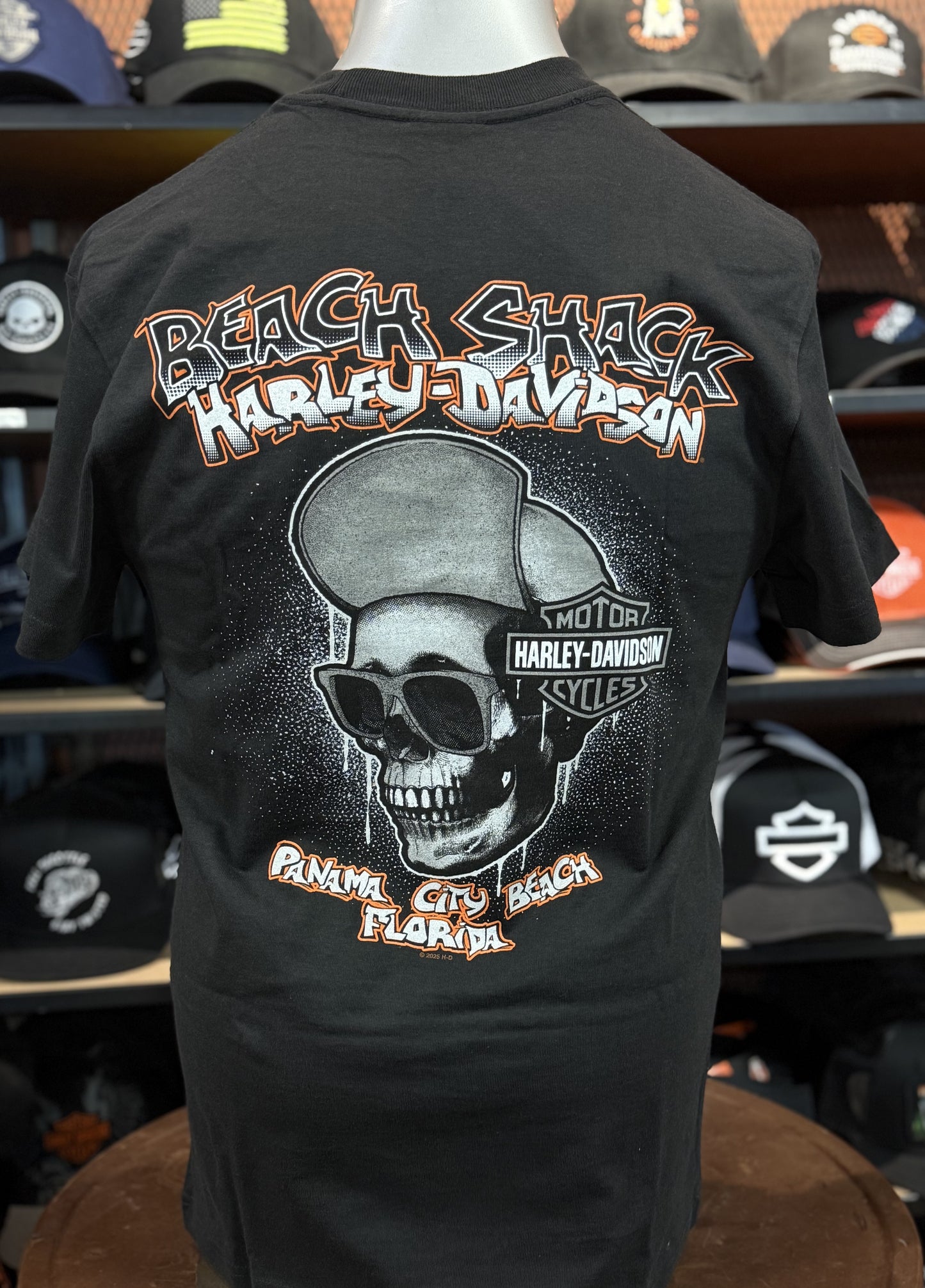 Beach Shack Skull Cap Tee in Black
