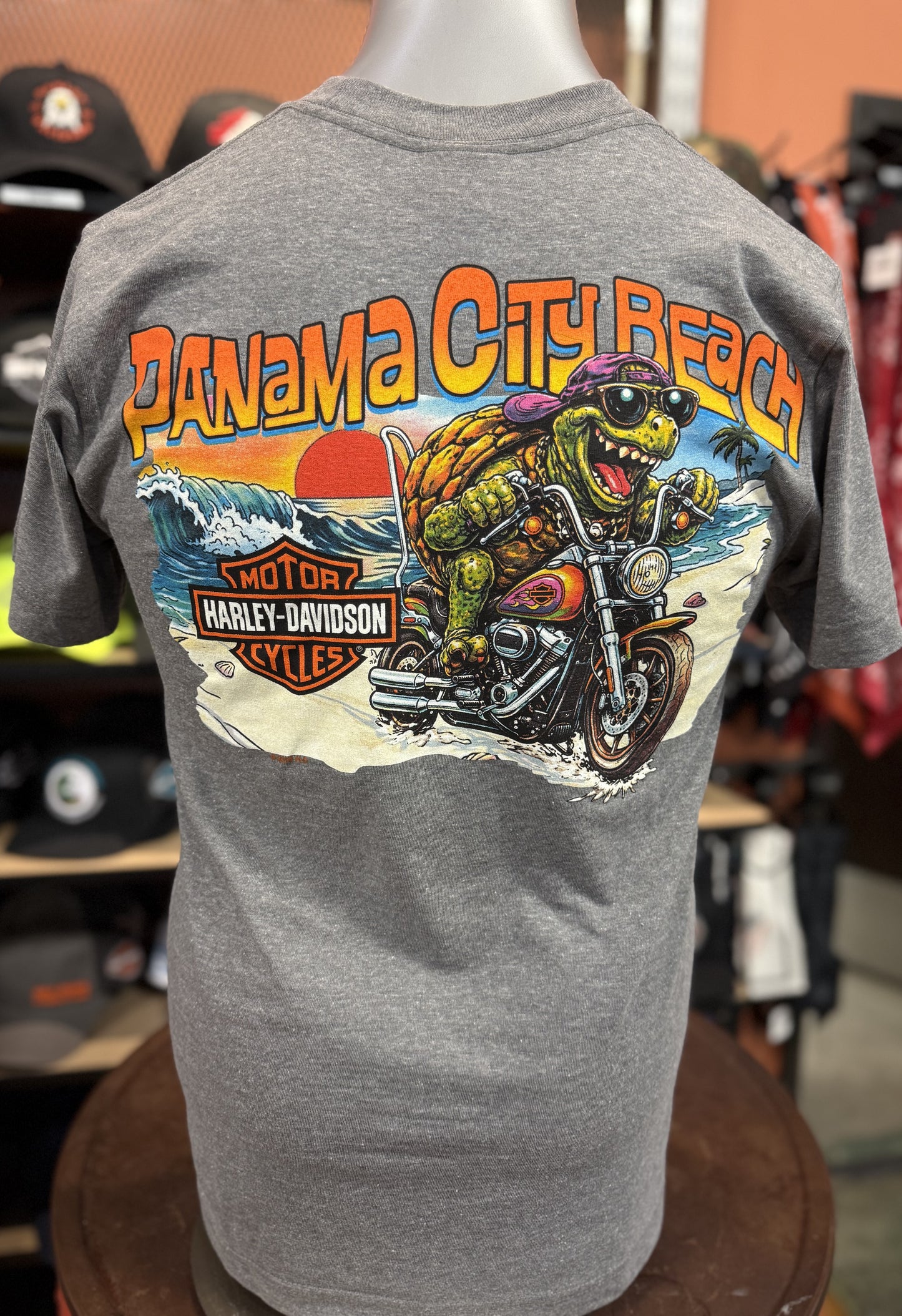 Dealer Short Sleeve Turtle Fink Tee in Medium Grey