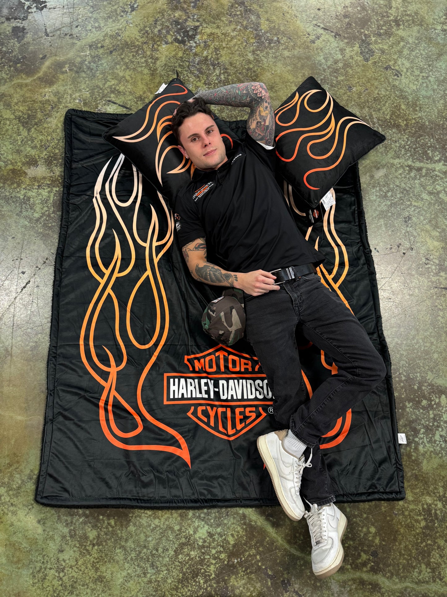 Harley-Davidson® B&S Flames Blanket