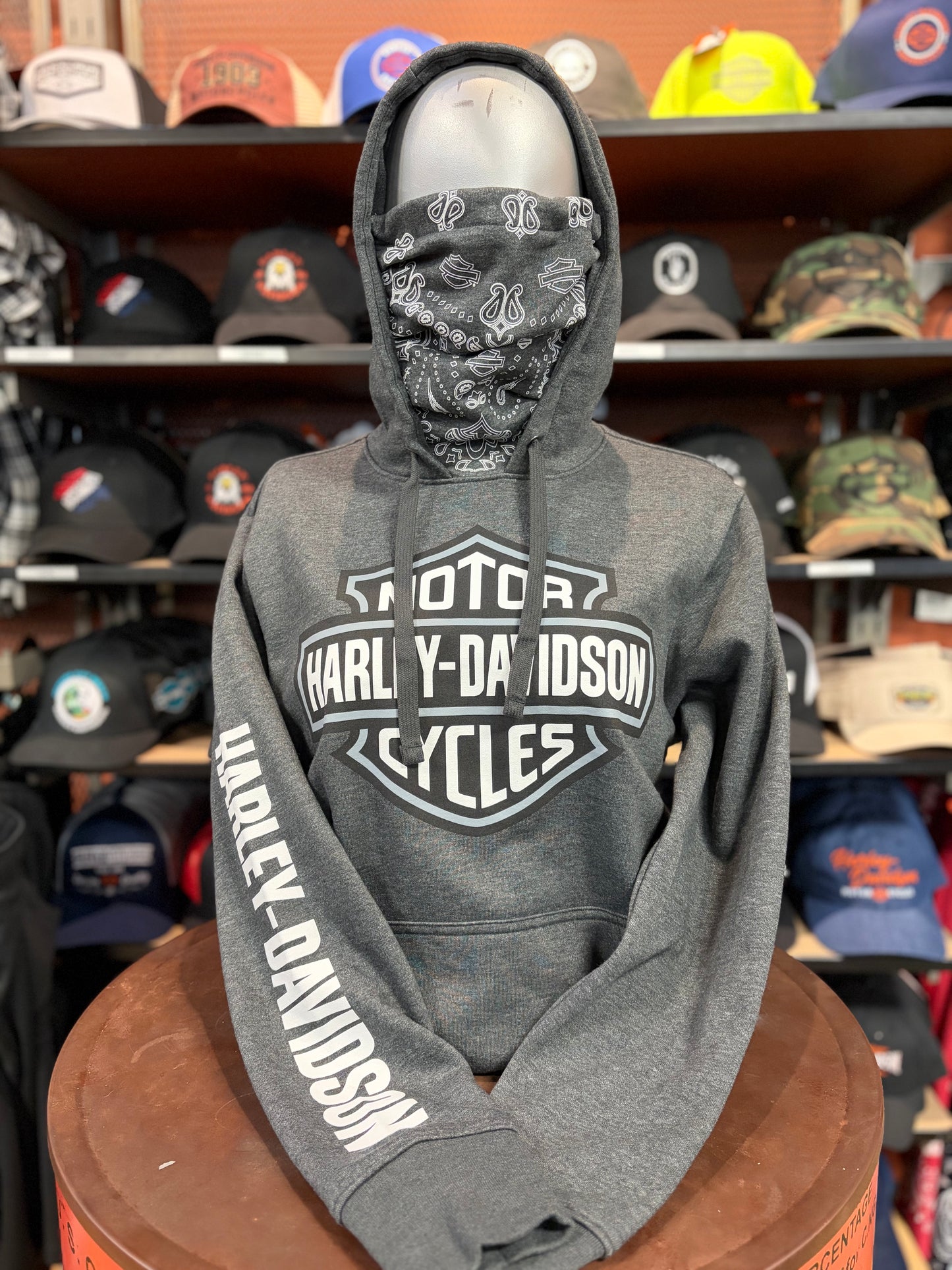 Dealer Bandana B&S Hooded Pull Over