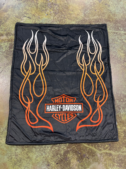 Harley-Davidson® B&S Flames Blanket