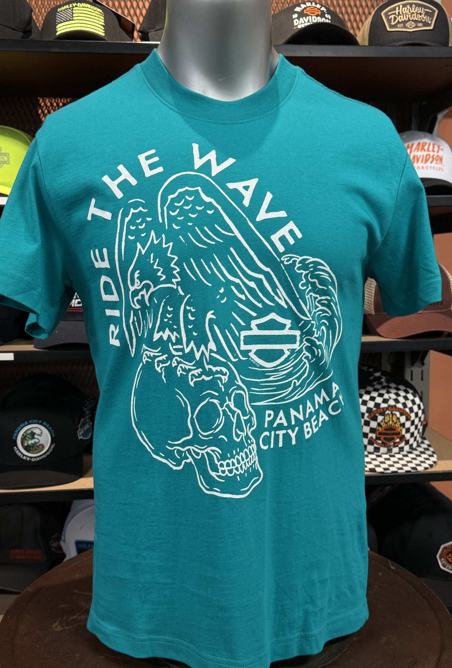 Dealer One Line Tee in Tropical Green
