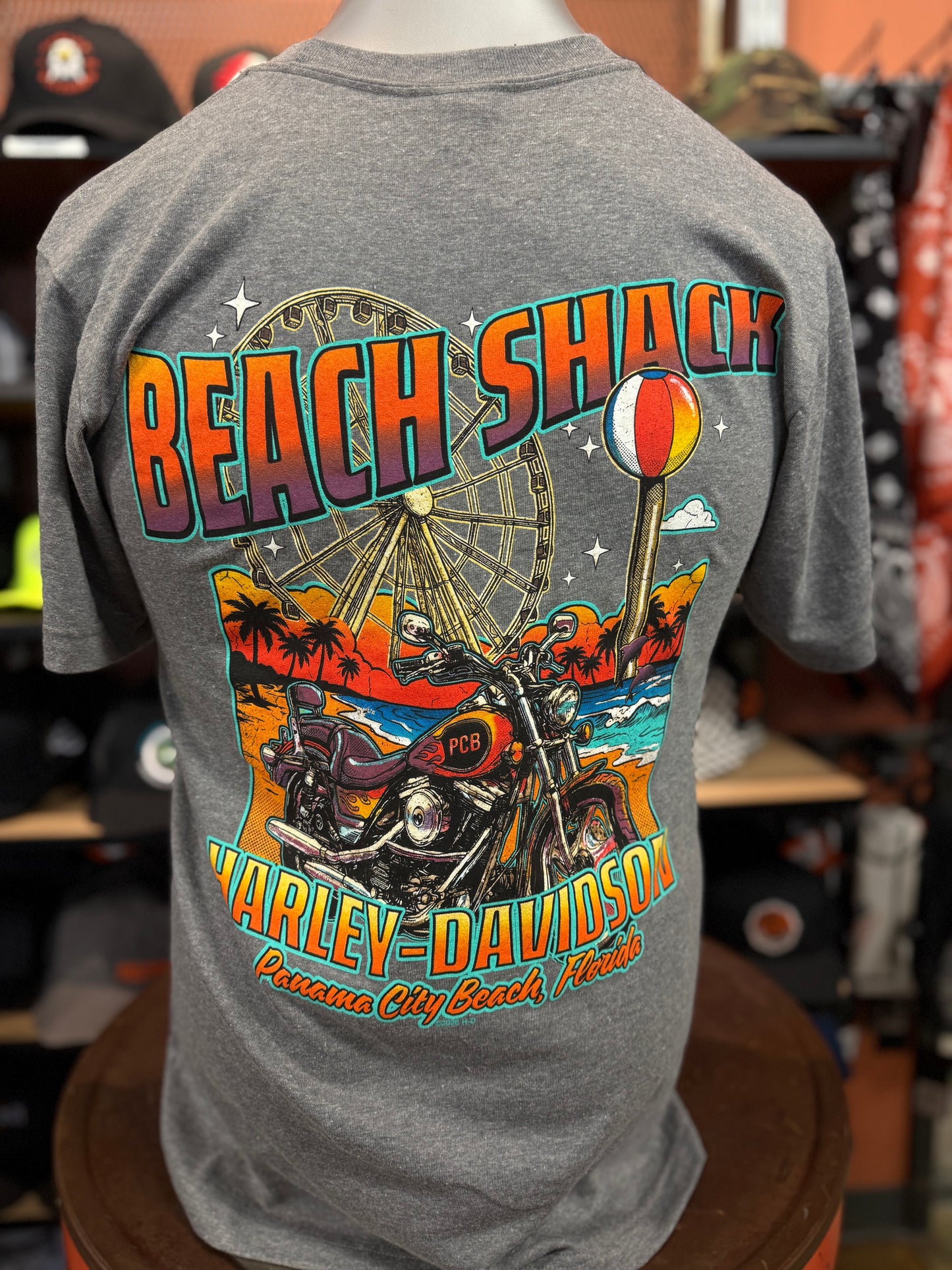 Beach Shack Short Sleeve Retro Vibe Tee in Grey Heather