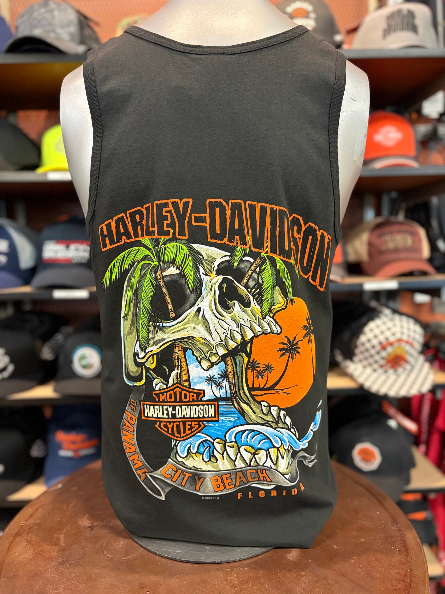 Dealer Men's Wave Skull Tank Top in Black