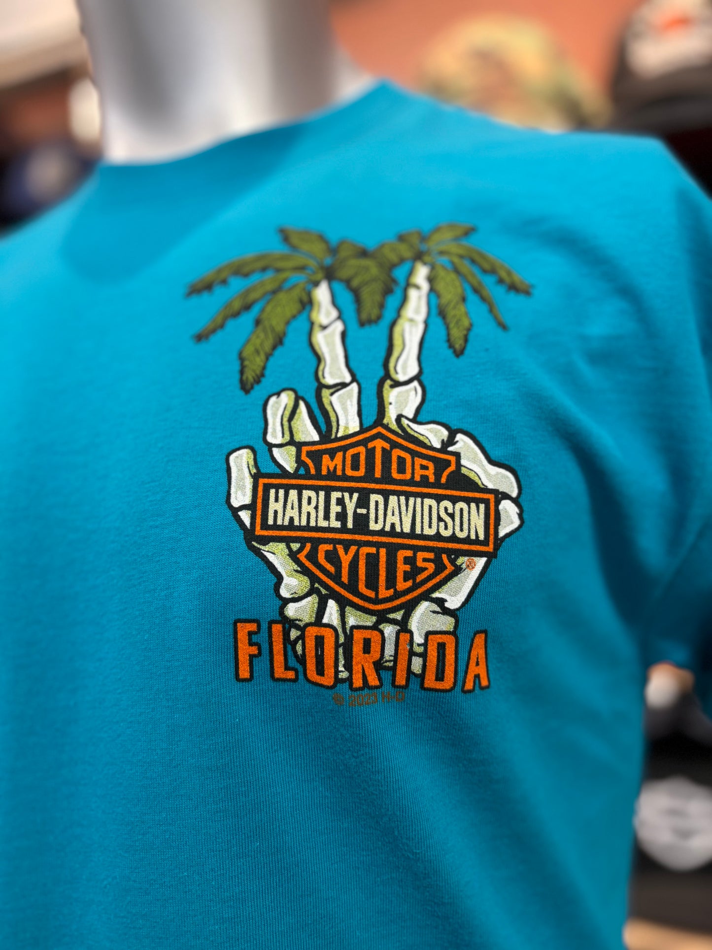 Dealer Men's Wave Skull Short Sleeve in Fjord Blue