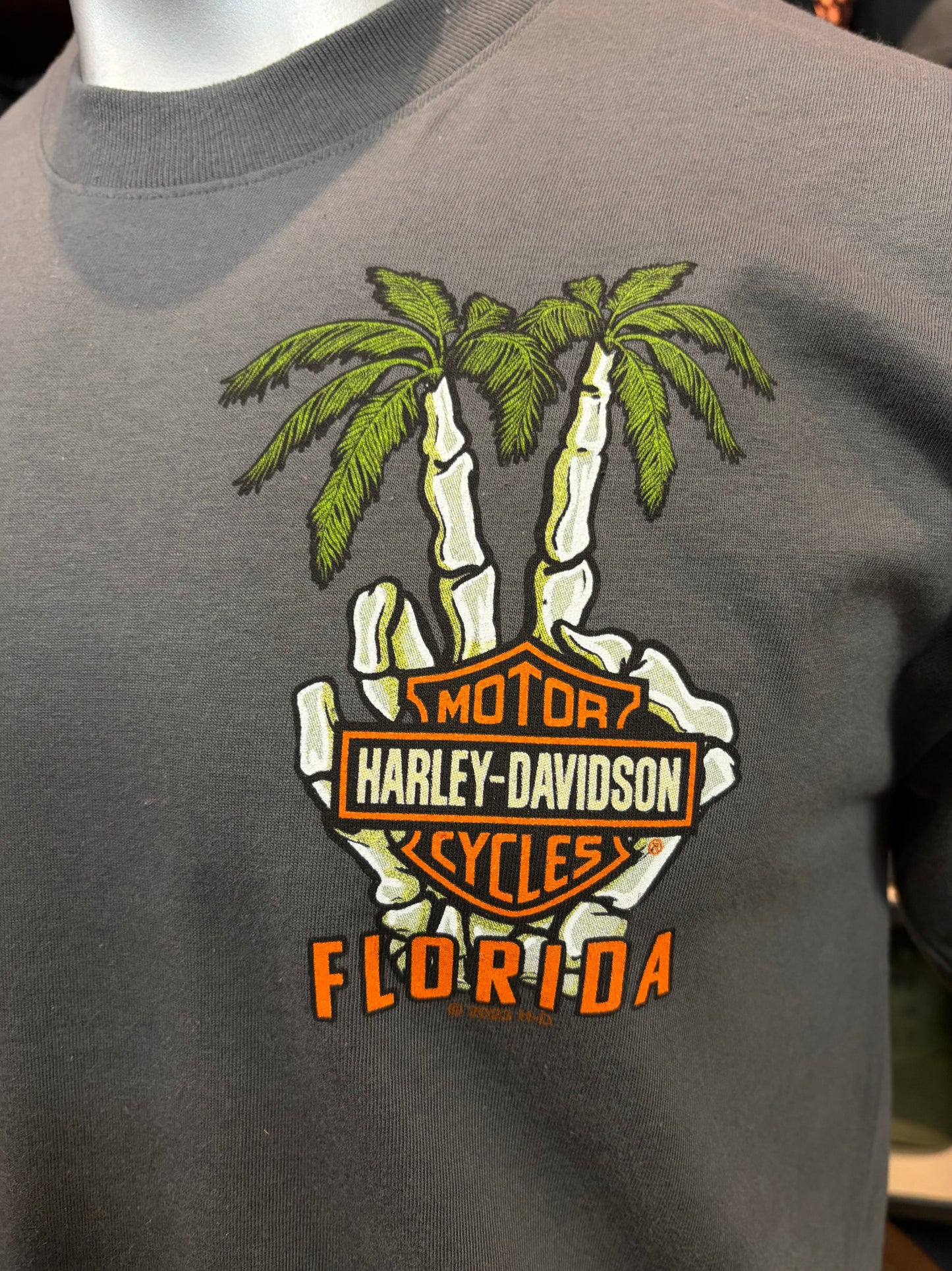 Dealer Men's Wave Skull Short Sleeve in Magnet Grey